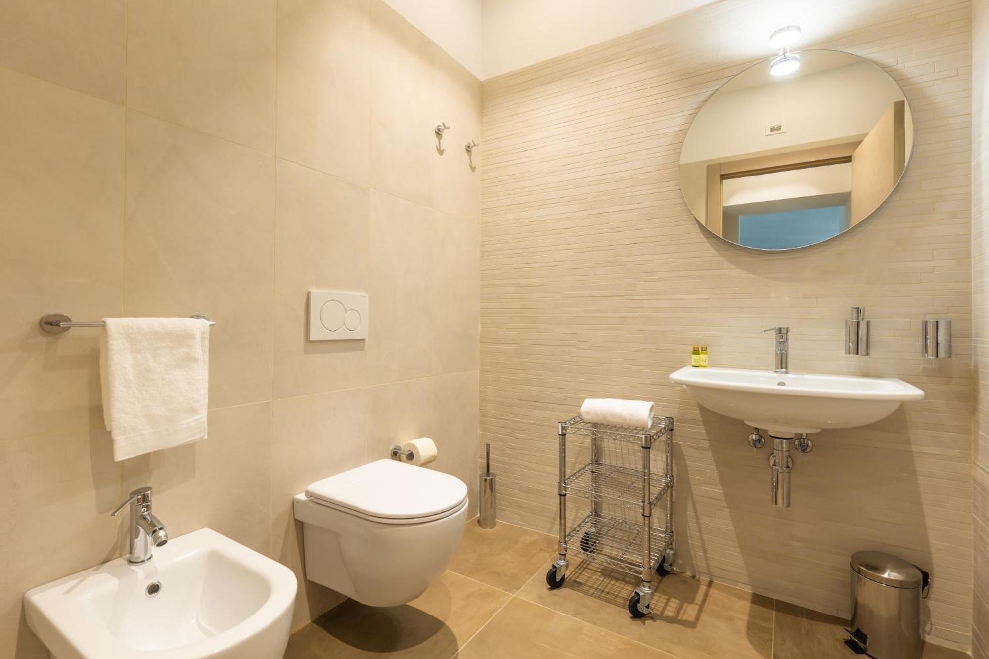 Exclusive Perugia Getaway - Apartments With Shared Pool & Parking Екстер'єр фото